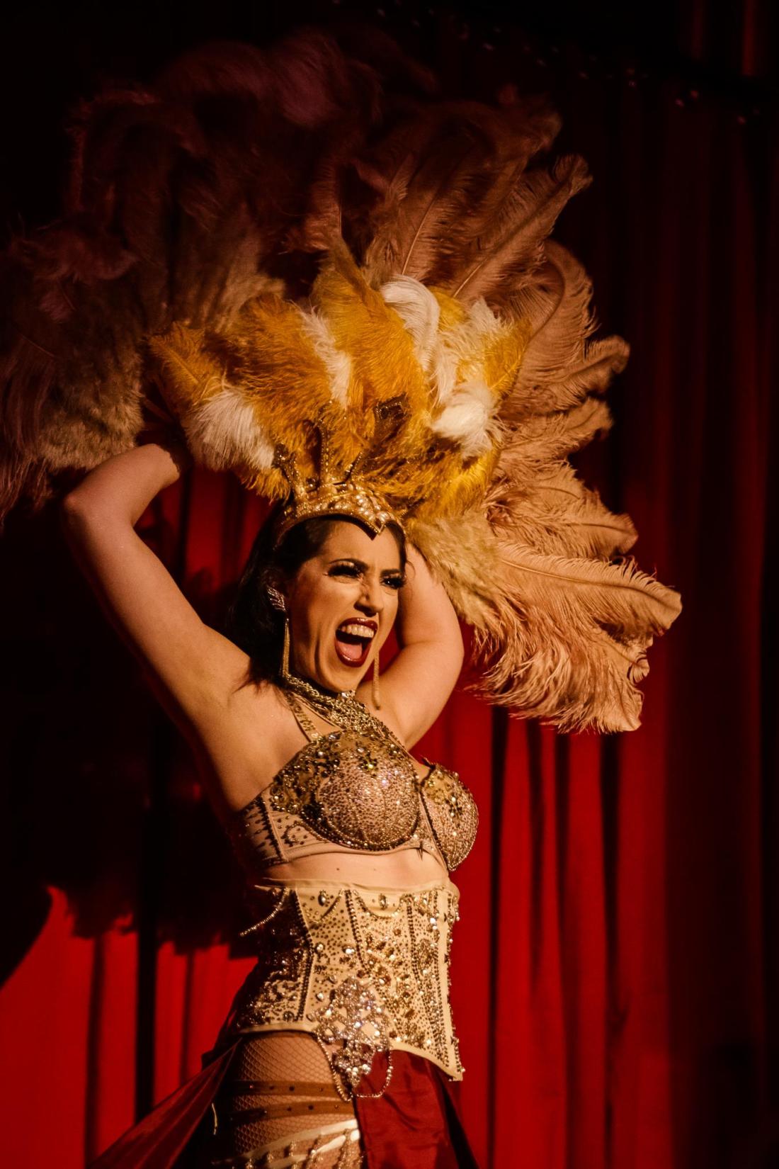 La Loba Lucia_Daniel Paikov